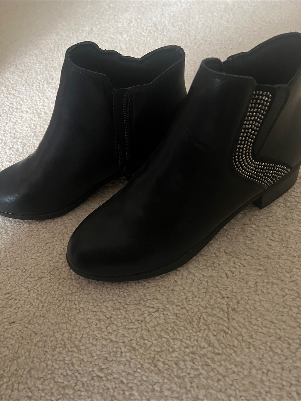 Girls size 5 boots